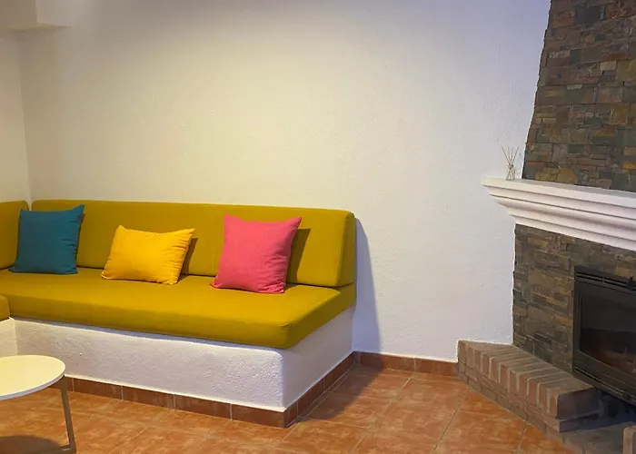 Casa Del Pez Vivienda A Pie De Calle En Agua Amarga A 250 Metros De La Playa