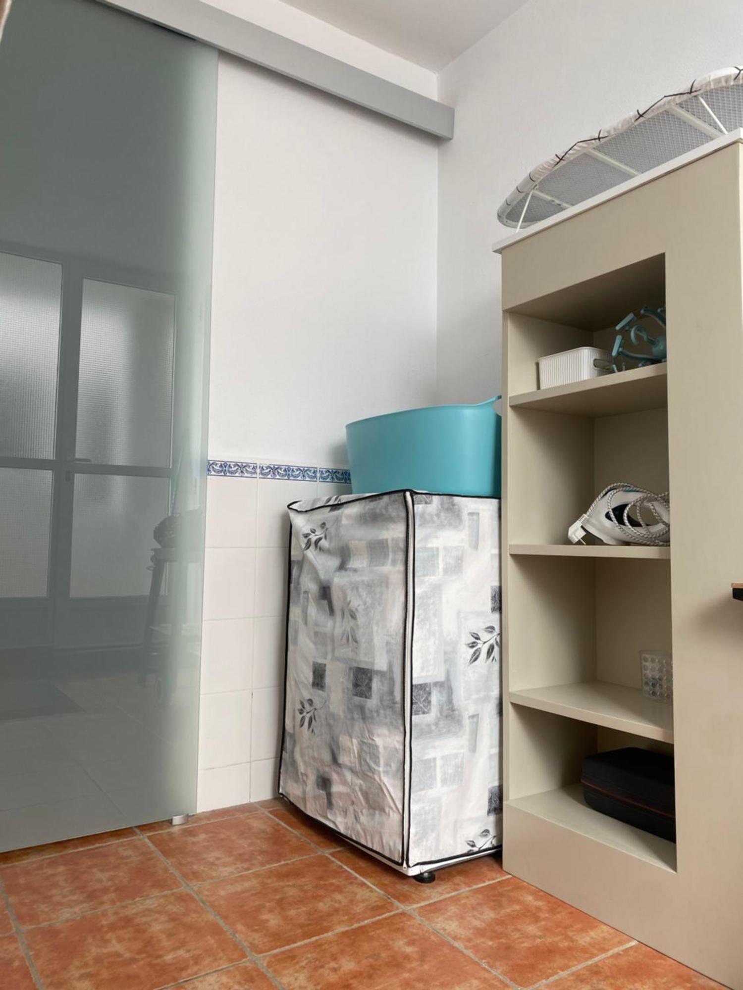 Casa Del Pez Vivienda A Pie De Calle En Agua Amarga A 250 Metros De La Playa *