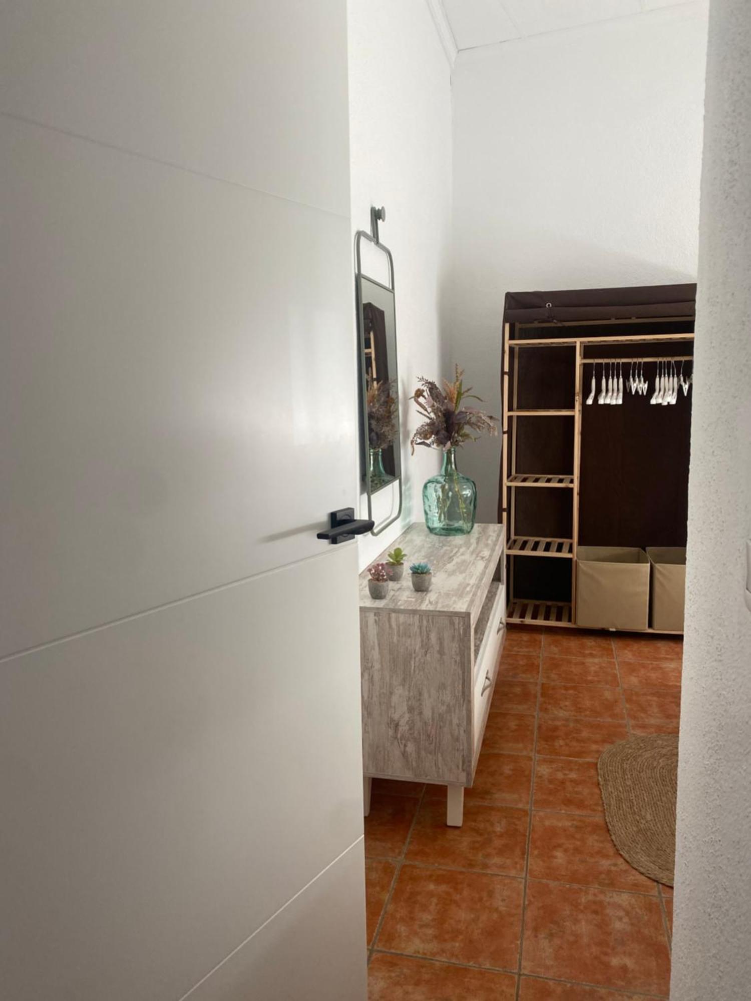Casa Del Pez Vivienda A Pie De Calle En Agua Amarga A 250 Metros De La Playa Apartment *